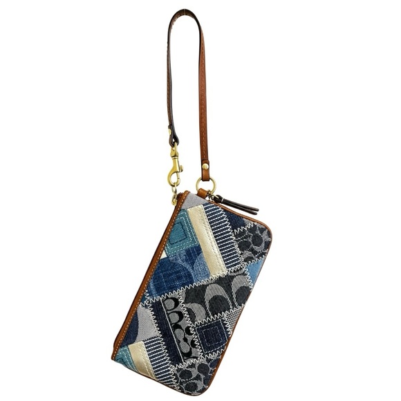 Vintage Coach Signature Y2K Denim Patchwork and Brown Leather Wristlet NWOT - Picture 4 of 11